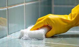 Deep cleaning and scrubbing service